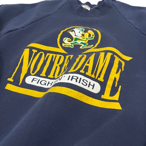 Vtg Notre Dame Fighting Irish Sweatshirt Mens Medium Fruit Of The Loom - Picture 2 of 7